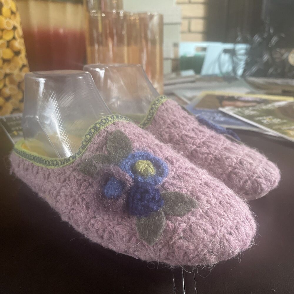 Sundance Made in Italy Crocheted House Slippers Rare Mules Slip Ons Floral Rare